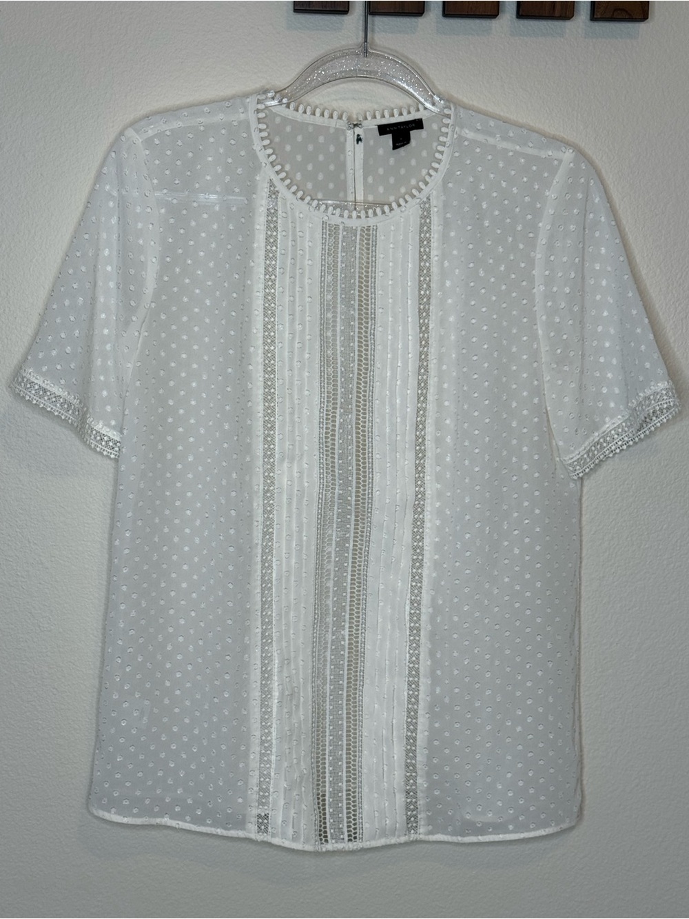 Ann Taylor White Dot Swiss-Ruffle Front Short Sleeve Blouse size Small